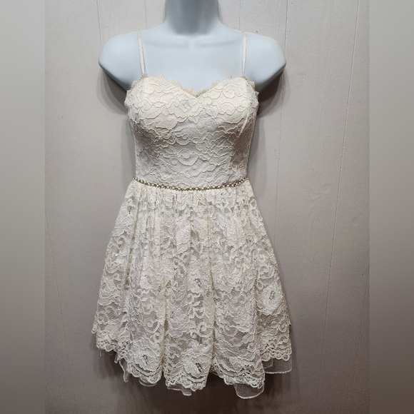 Jodi Kristopher Party Dress Size 3 Sleevless White Off White Tulle Lace B466‎ - Picture 1 of 6